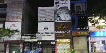 Quảng Nam dừng các lễ hội, kinh doanh dịch vụ và lập chốt kiểm soát ở các tuyến đường